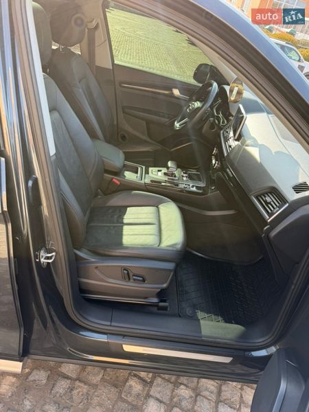 Внедорожник / Кроссовер Audi Q5 2018 в Луцке