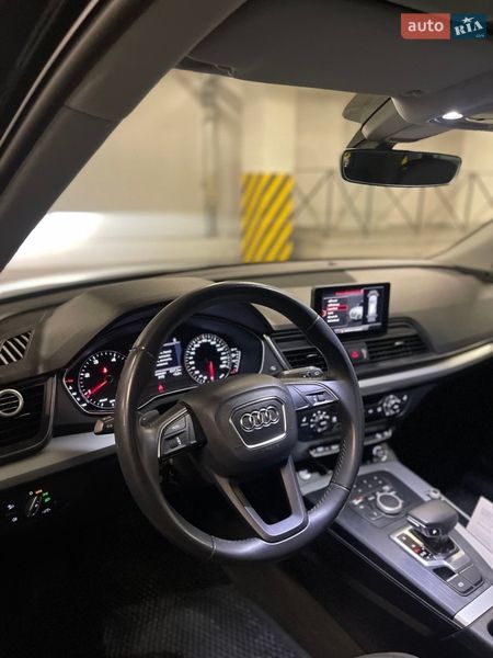 Внедорожник / Кроссовер Audi Q5 2020 в Киеве