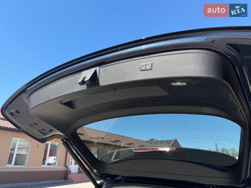 Внедорожник / Кроссовер Audi Q5 2020 в Днепре