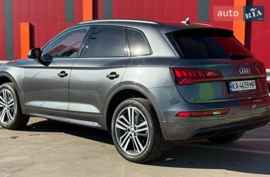 Внедорожник / Кроссовер Audi Q5 2019 в Киеве