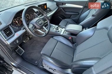 Внедорожник / Кроссовер Audi Q5 2019 в Киеве