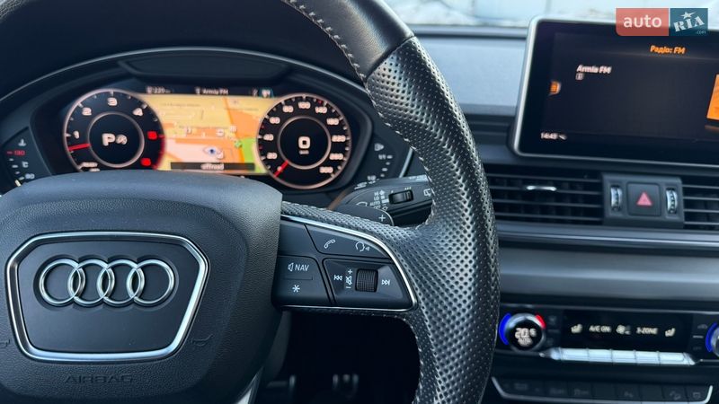 Внедорожник / Кроссовер Audi Q5 2019 в Киеве