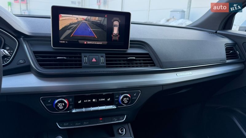 Внедорожник / Кроссовер Audi Q5 2019 в Киеве