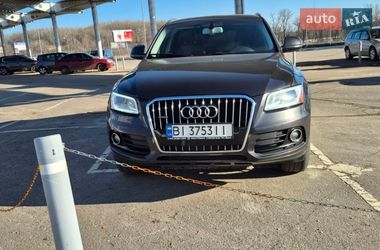 Внедорожник / Кроссовер Audi Q5 2015 в Полтаве