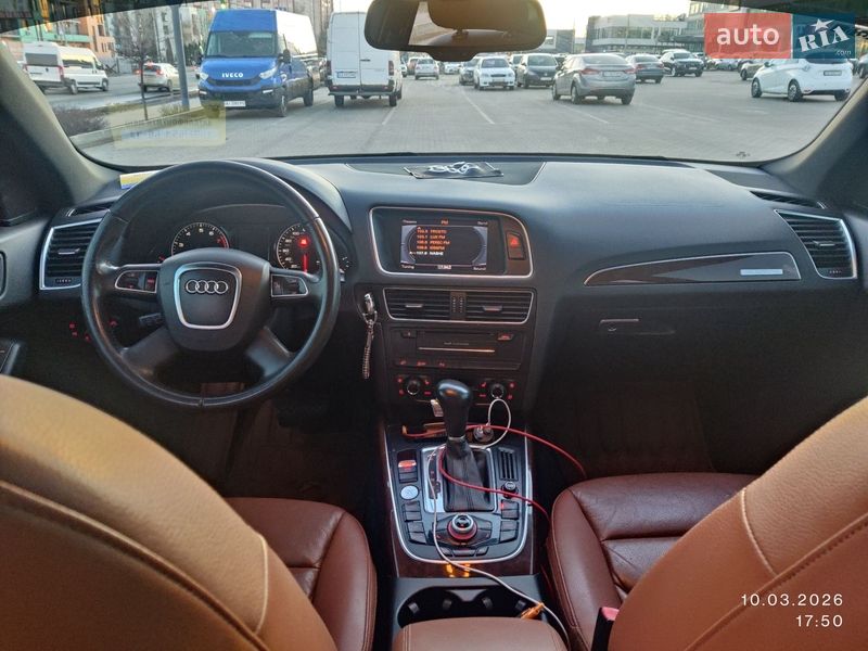 Внедорожник / Кроссовер Audi Q5 2012 в Софиевской Борщаговке