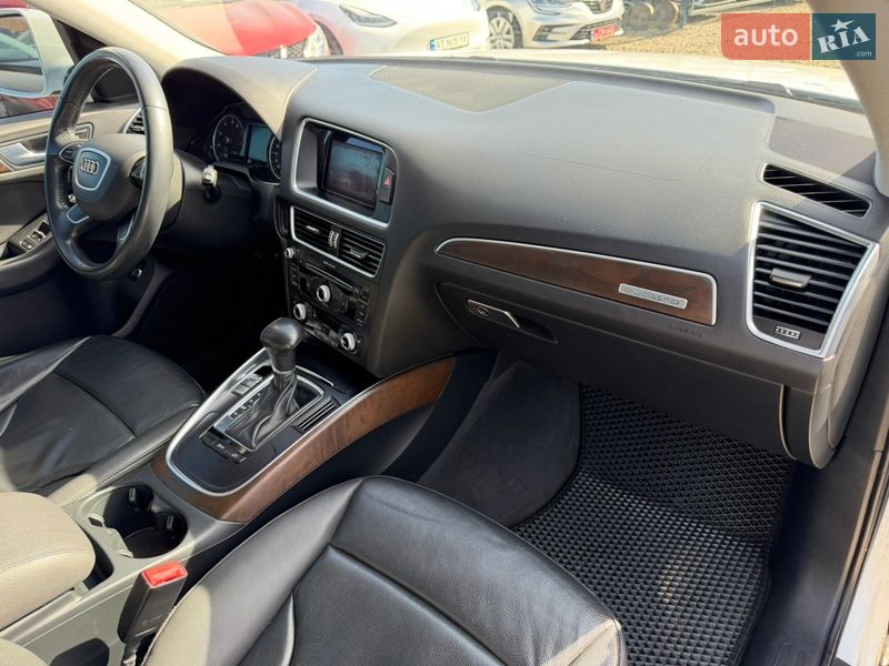 Внедорожник / Кроссовер Audi Q5 2016 в Ивано-Франковске