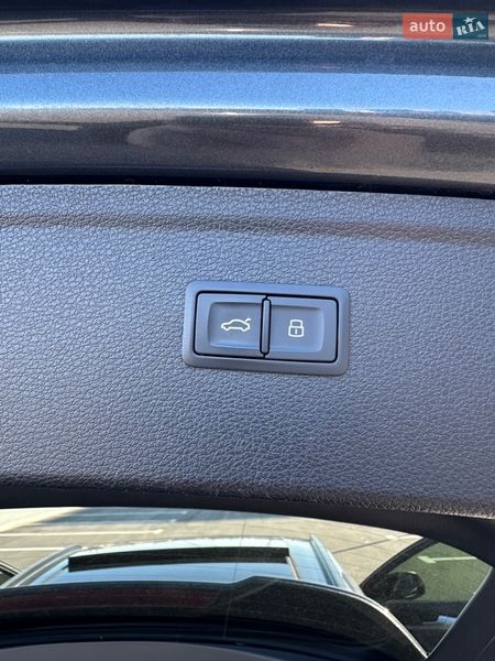 Позашляховик / Кросовер Audi Q5 2020 в Рівному