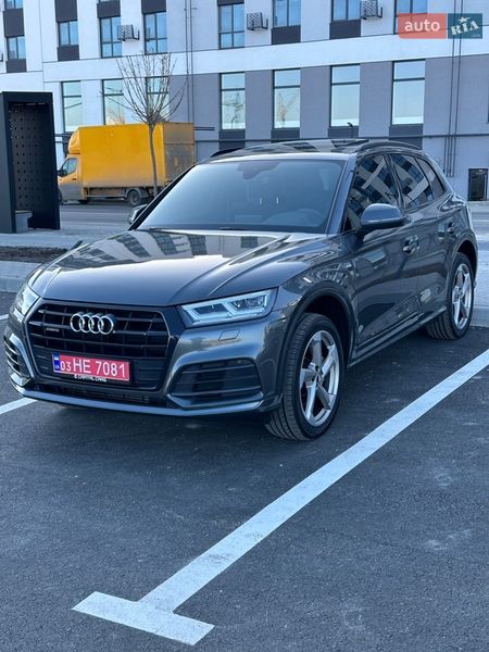 Позашляховик / Кросовер Audi Q5 2020 в Рівному
