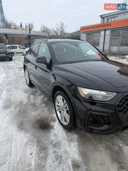 Позашляховик / Кросовер Audi Q5 2021 в Чернігові