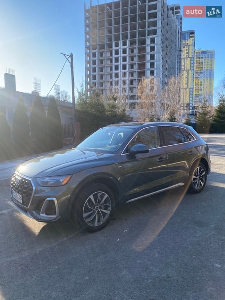 Внедорожник / Кроссовер Audi Q5 2022 в Киеве