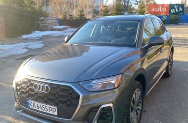 Позашляховик / Кросовер Audi Q5 2022 в Києві