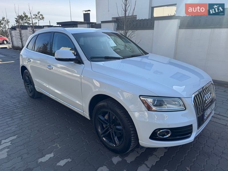 Позашляховик / Кросовер Audi Q5 2015 в Львові