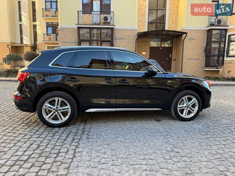 Позашляховик / Кросовер Audi Q5 2020 в Києві фото 5 Позашляховик / Кросовер Audi Q5 2020 в Києві