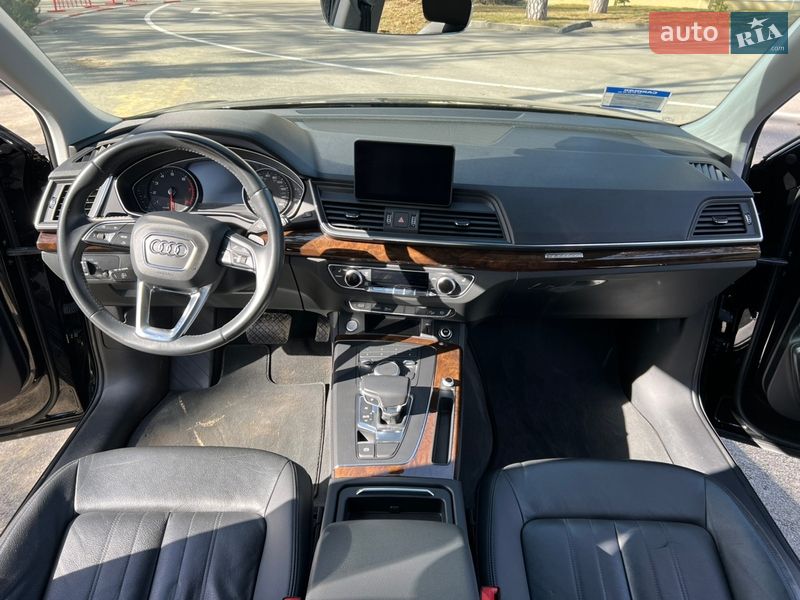 Внедорожник / Кроссовер Audi Q5 2019 в Харькове