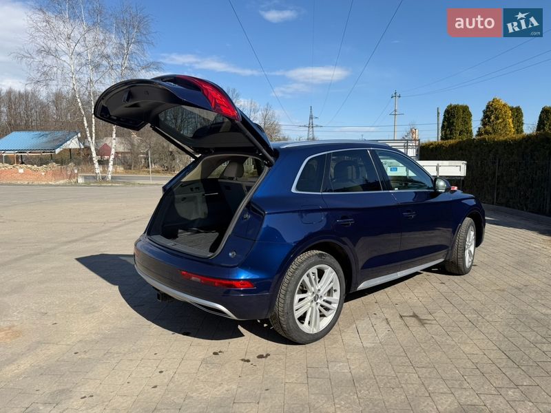 Позашляховик / Кросовер Audi Q5 2017 в Болехові