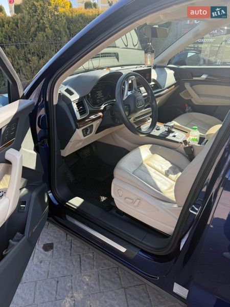 Позашляховик / Кросовер Audi Q5 2017 в Болехові