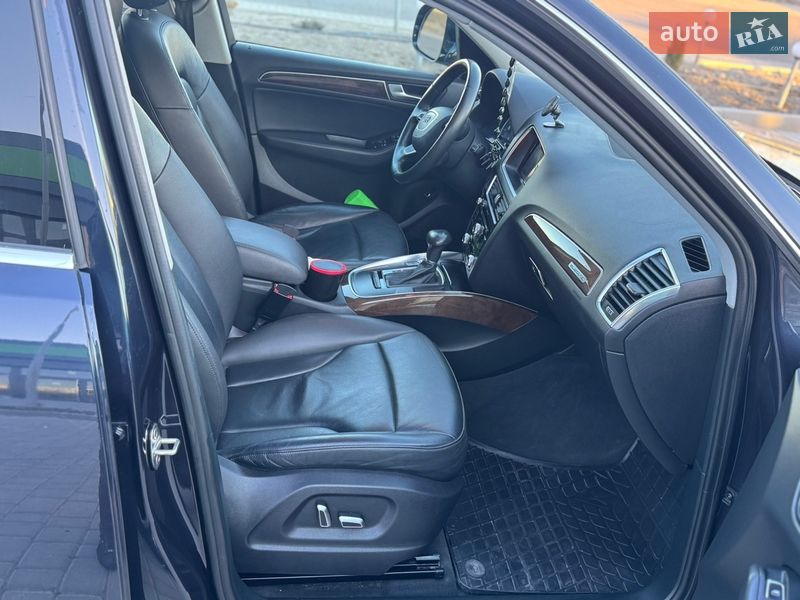 Позашляховик / Кросовер Audi Q5 2015 в Дніпрі