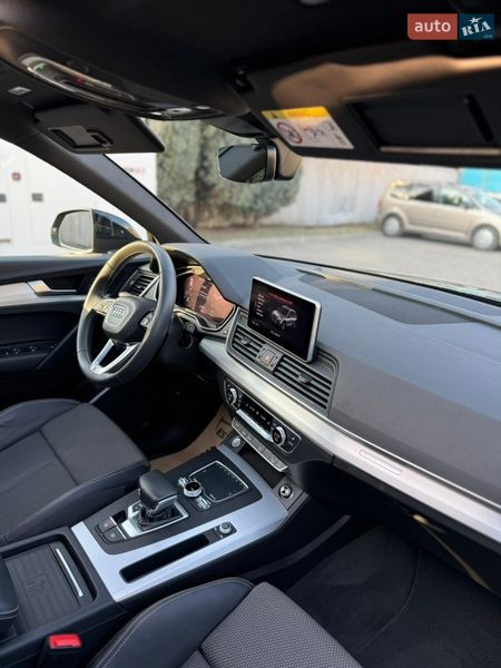 Внедорожник / Кроссовер Audi Q5 2020 в Луцке