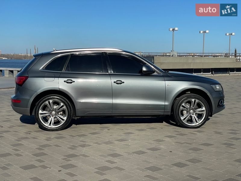 Внедорожник / Кроссовер Audi Q5 2013 в Днепре