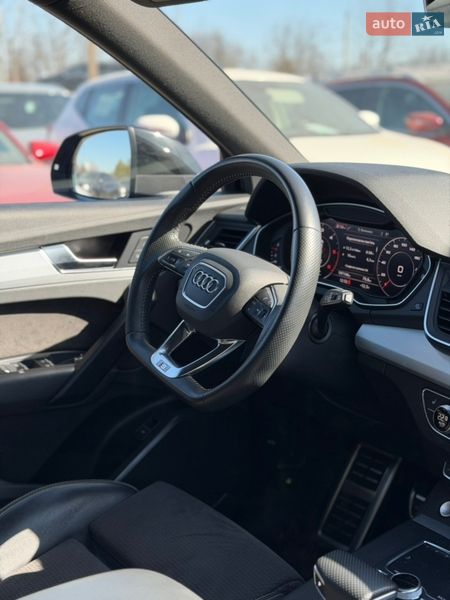 Позашляховик / Кросовер Audi Q5 2019 в Івано-Франківську