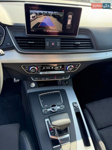 Позашляховик / Кросовер Audi Q5 2019 в Івано-Франківську