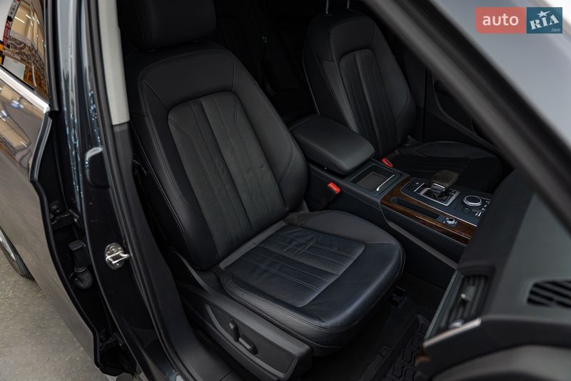 Внедорожник / Кроссовер Audi Q5 2018 в Киеве