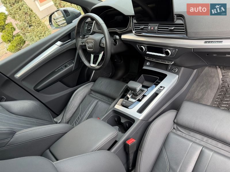 Внедорожник / Кроссовер Audi Q5 2024 в Стрые