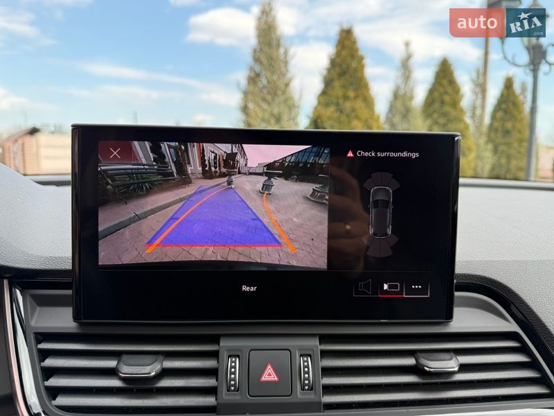 Внедорожник / Кроссовер Audi Q5 2024 в Стрые