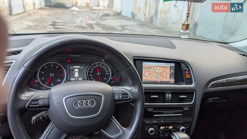 Позашляховик / Кросовер Audi Q5 2013 в Києві