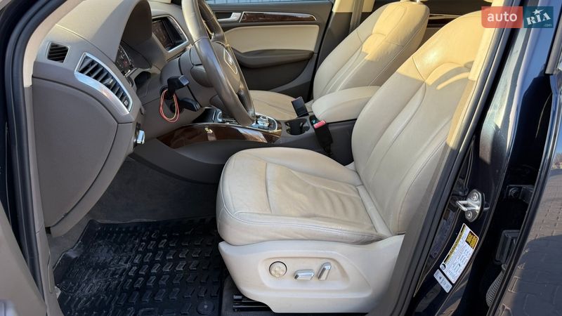 Внедорожник / Кроссовер Audi Q5 2015 в Одессе