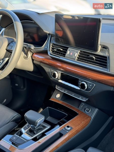 Внедорожник / Кроссовер Audi Q5 2024 в Ивано-Франковске