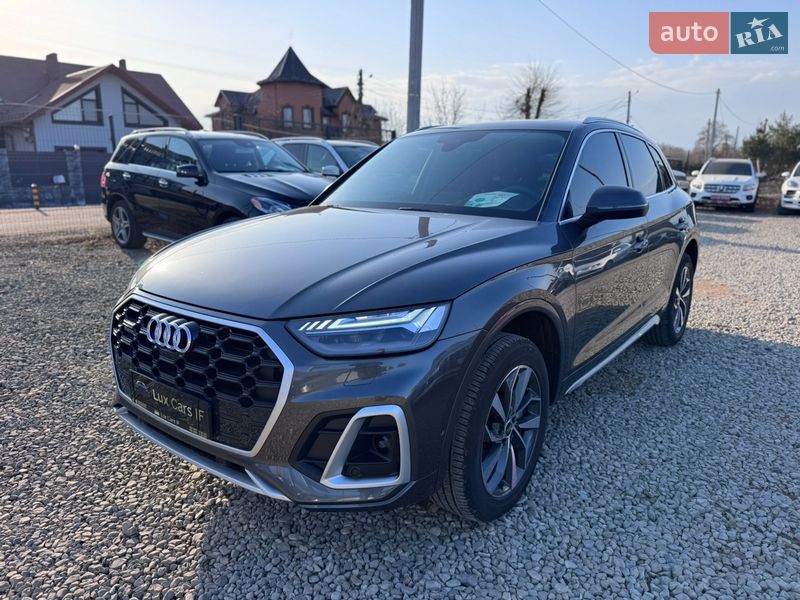 Позашляховик / Кросовер Audi Q5 2023 в Івано-Франківську