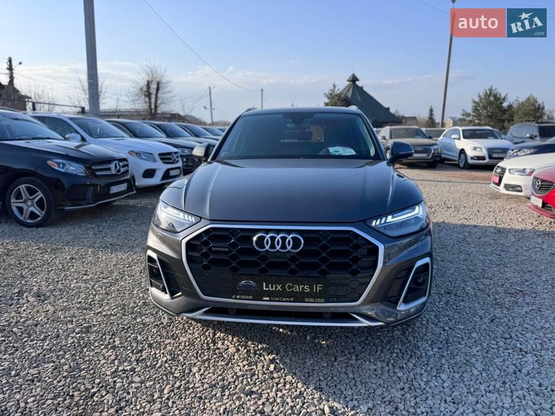 Позашляховик / Кросовер Audi Q5 2023 в Івано-Франківську