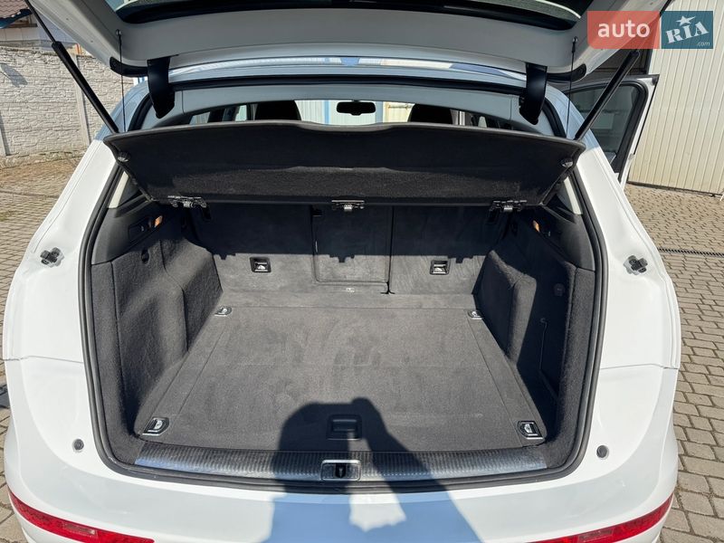 Внедорожник / Кроссовер Audi Q5 2015 в Нововолынске