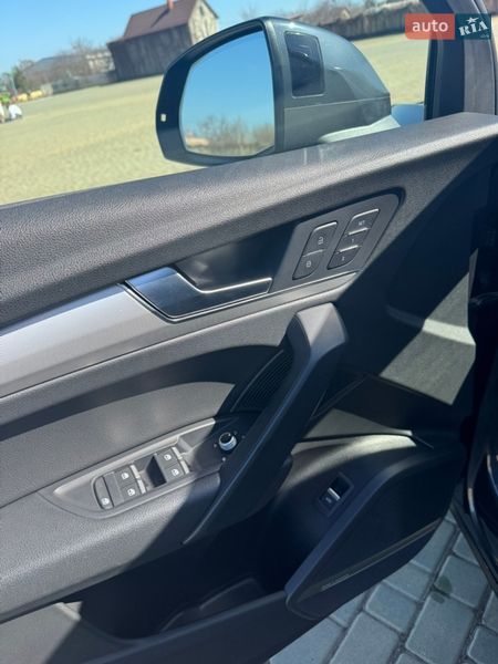 Внедорожник / Кроссовер Audi Q5 2018 в Одессе