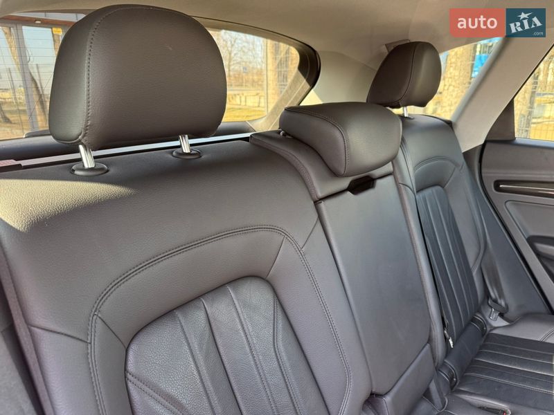 Позашляховик / Кросовер Audi Q5 2017 в Стрию фото 47 Позашляховик / Кросовер Audi Q5 2017 в Стрию