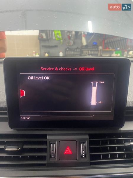 Внедорожник / Кроссовер Audi Q5 2017 в Пустомытах