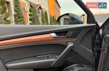 Внедорожник / Кроссовер Audi Q5 2020 в Стрые