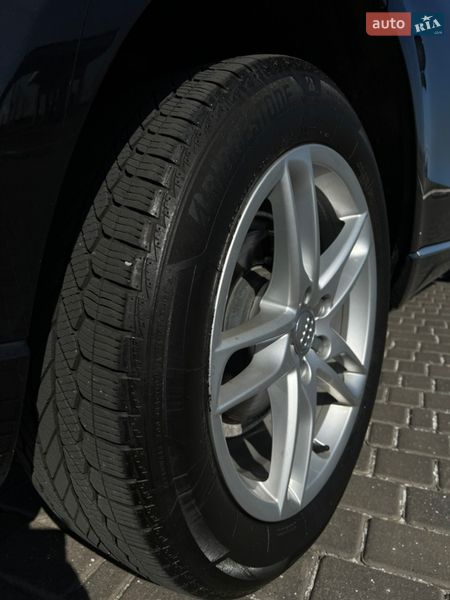 Позашляховик / Кросовер Audi Q5 2015 в Миколаєві