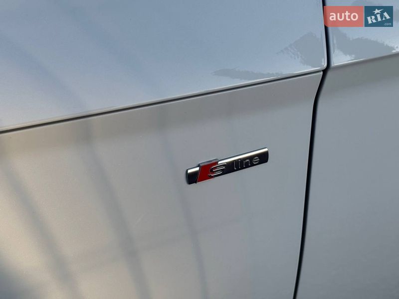 Внедорожник / Кроссовер Audi Q5 2022 в Стрые