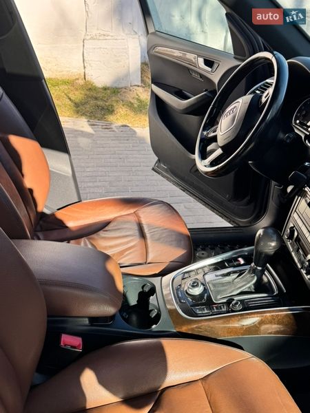 Внедорожник / Кроссовер Audi Q5 2011 в Вишневце