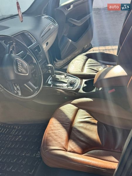 Внедорожник / Кроссовер Audi Q5 2011 в Вишневце