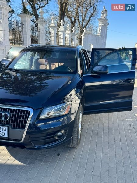 Внедорожник / Кроссовер Audi Q5 2011 в Вишневце