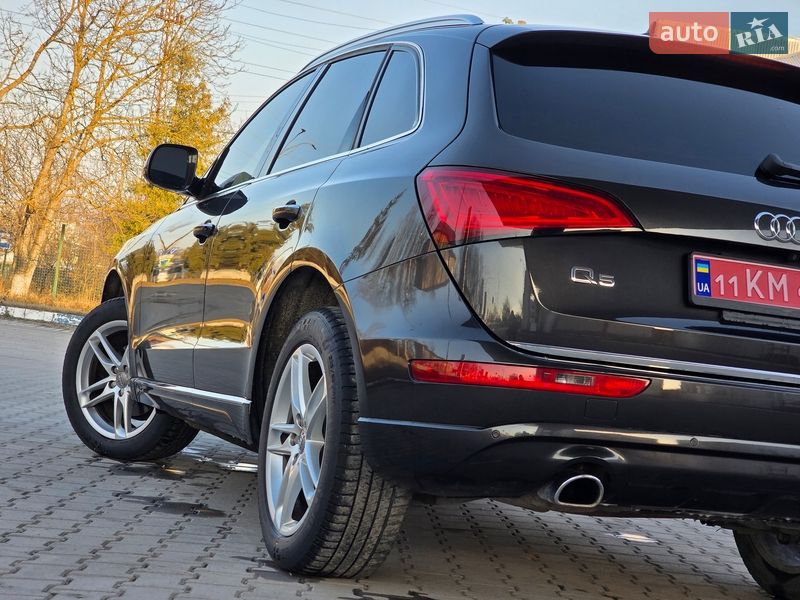 Внедорожник / Кроссовер Audi Q5 2015 в Гусятине