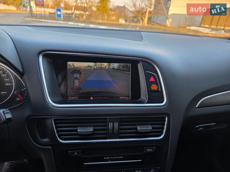 Внедорожник / Кроссовер Audi Q5 2015 в Гусятине