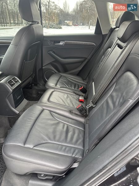 Позашляховик / Кросовер Audi Q5 2015 в Кривому Розі