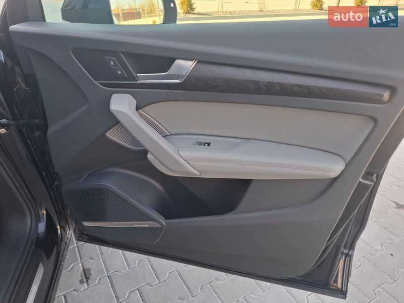 Внедорожник / Кроссовер Audi Q5 2019 в Ужгороде