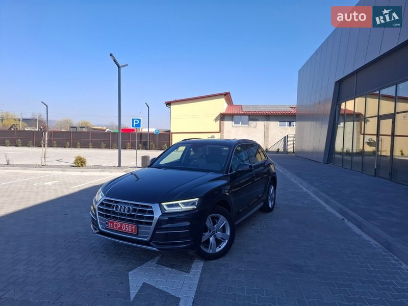 Внедорожник / Кроссовер Audi Q5 2019 в Ужгороде