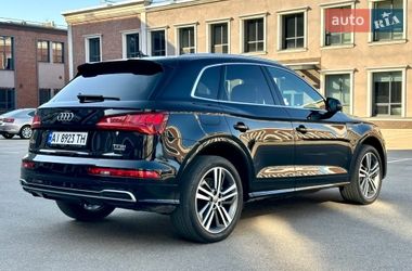Позашляховик / Кросовер Audi Q5 2018 в Києві
