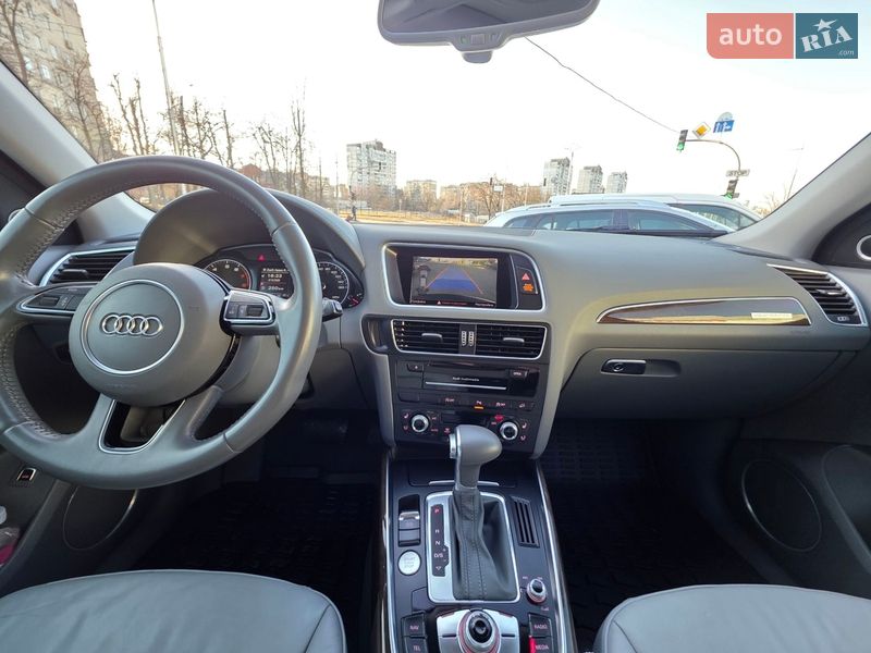 Внедорожник / Кроссовер Audi Q5 2015 в Киеве